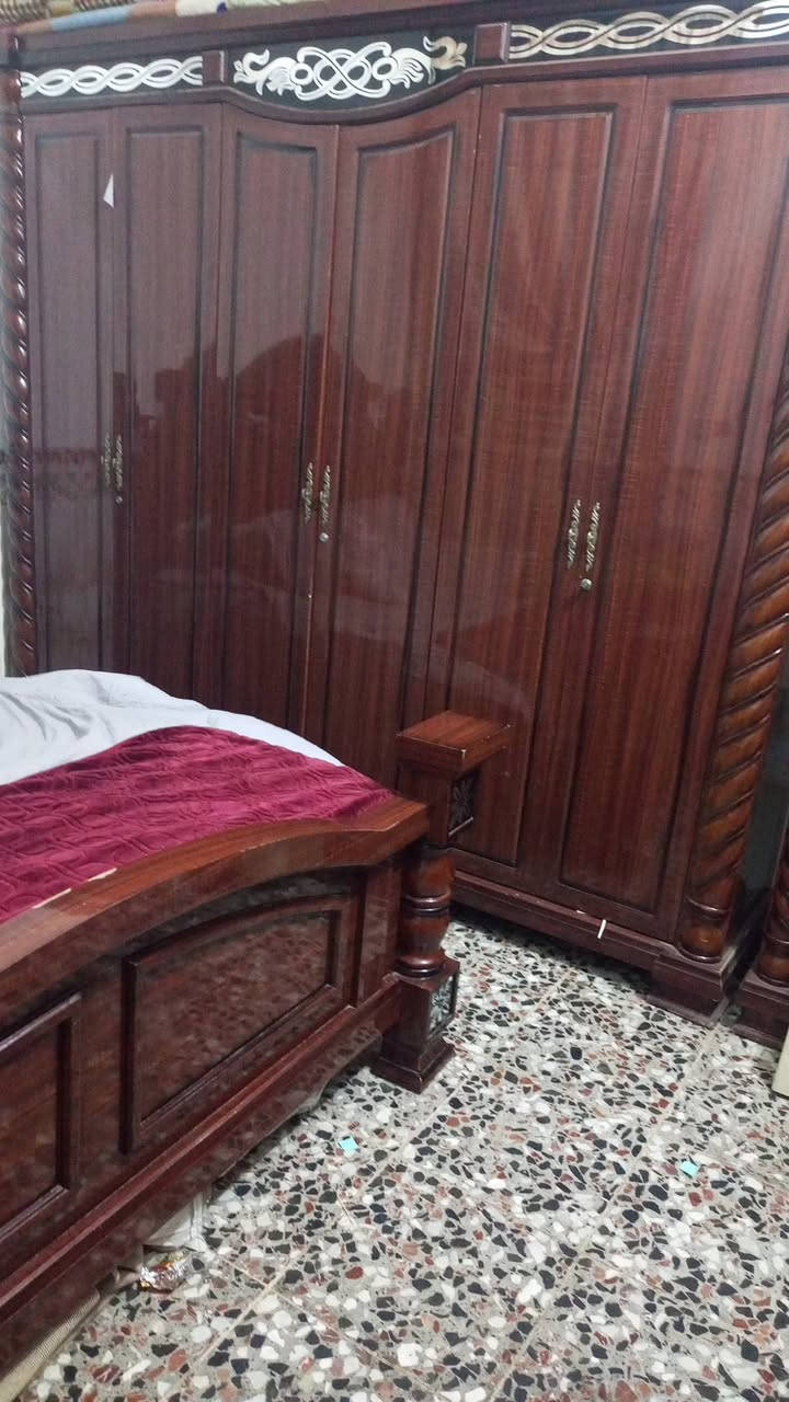 غرفه نوم للبيع جديده استعمال قليل مع زاويه وكومديات 2


**إذا كنت صاحب هذا الإعلان وتريد حذفه لأي سبب، رجاءا أرسل رسالة إلى الدعم الفني**