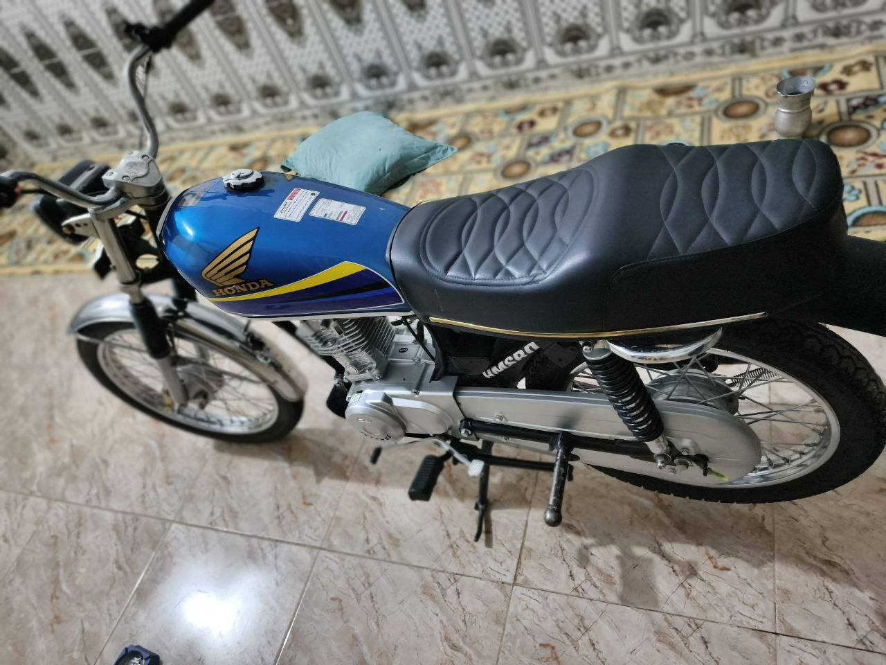 السلام عليكم.. دراجه تعمير، 25 زيرو كلك كلك مكفوله من كلشي 
كل نقص مابيها صارلي اقل شهرين معمر سعر 625 وبيها مجال بسيط مكاني ناصريه شطره((ناحيه ال سليمان بني زيد)) ***********
