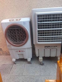 مبردات وسط وكبيره عل الفحص سعر الوسط ٦٠الف والكبيرة ٧٥الف موبايل٠٧٧٠٦٢...