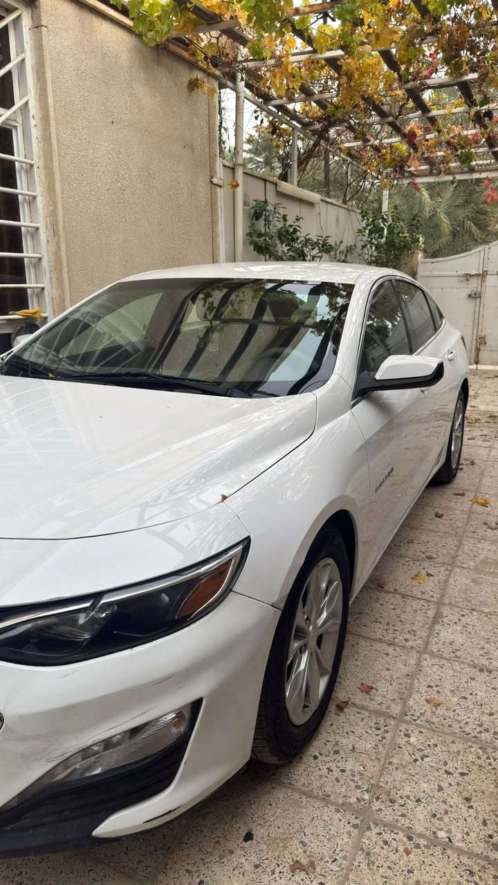 السلام عليكم  ماليبو Lt  لبيع موديل 2022 وارد السياره حادث إطلاق ناري رقم أربيل تحويل ثاني يوم لسعر 140 وبيه مجال     ا مكلف بلنشر رقم صاحب السياره *********** مكان السياره بغداد الزعفرانيه
