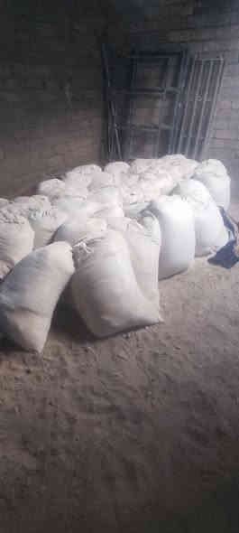 السلام عليكم عندي جص للبيع عدد 80 كونيه المنطقة الزراعه الثانيه ***********
