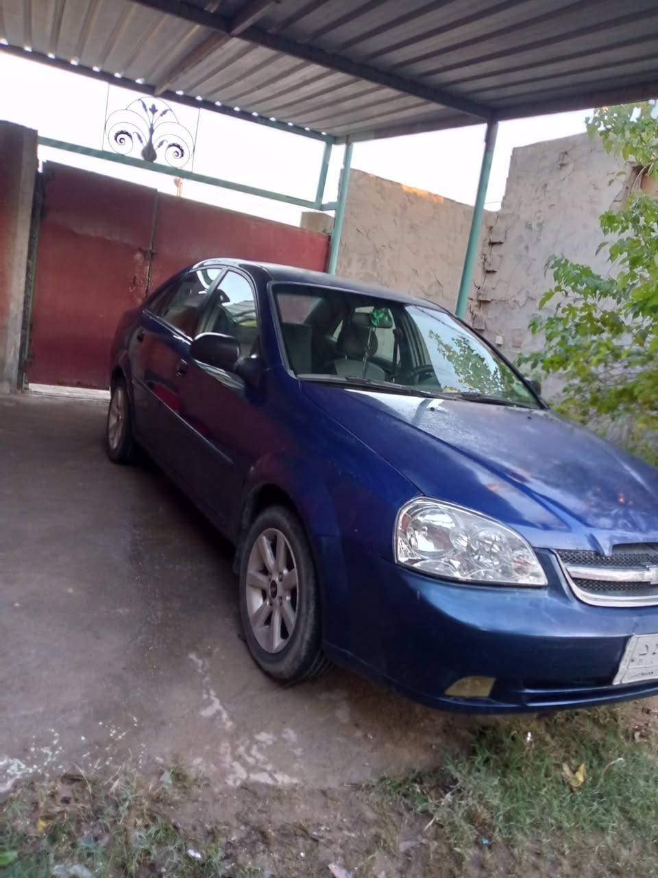 سلام عليكم اوبتره 2004 مكينه 1600 مسكر 
رقم بغداد السياره بسمي السياره حلوه وكاعده أحله من الصوره بيه صبغ فقط الجاملغ الخلفي الايمن 
حداديه نص عمر و السياره كير عادي مكاني بابل 
ابي غرق السعر 52$ وبيه مجال قليل
رقم موبايل *********** بيه واتساب
