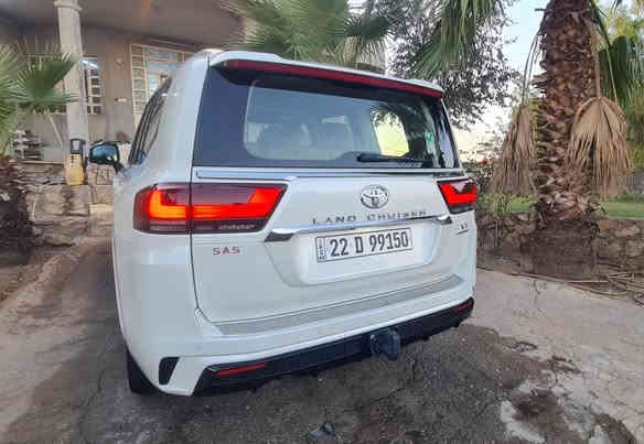 السلام عليكم
Land Cruiser 2024 vx limited 
شركة sas بعدها داخل الضمان
ماشية 8500km
فول مواصفات تنفس طبيعي
مغلفة PPf بالكامل
مع تغليف ارضية كامل 
السعر 830$ 
مكانها الموصل
***********
