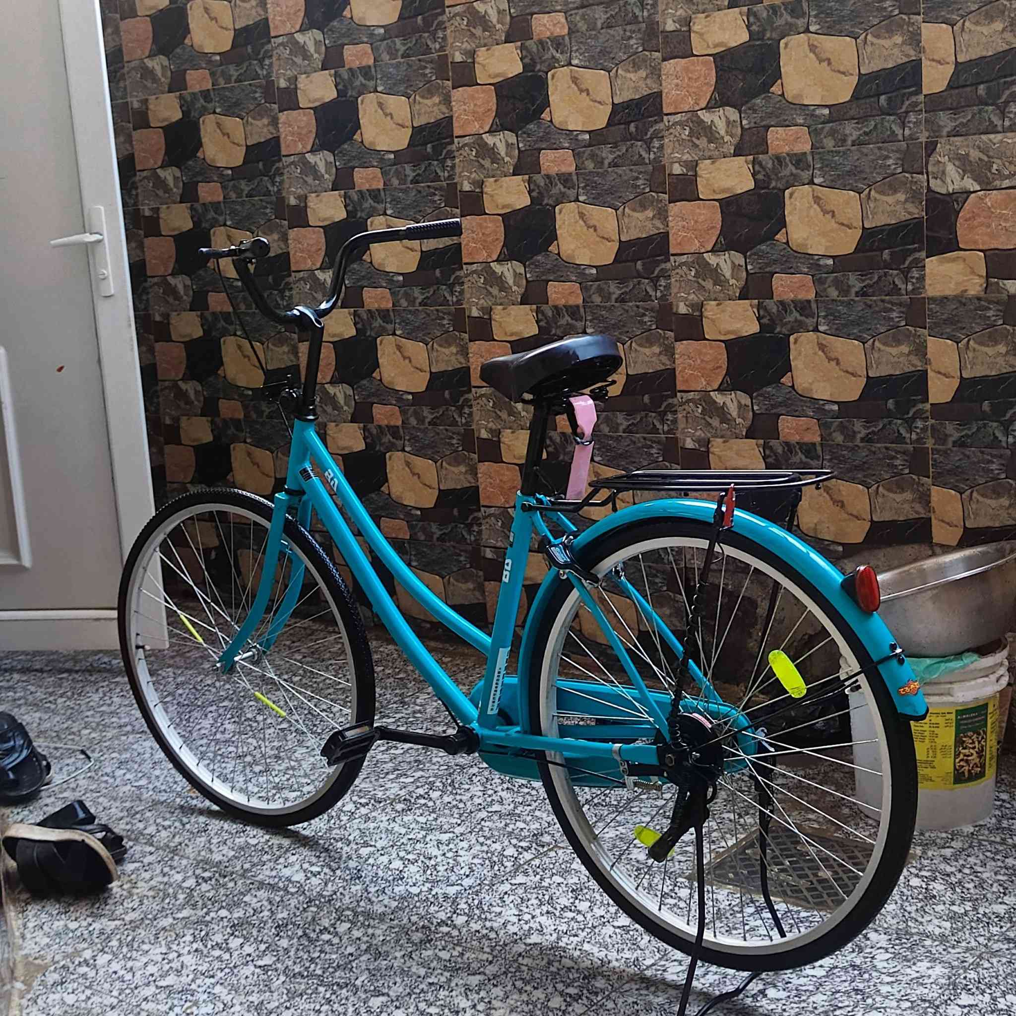 سلام عليكم بايسكل للمراوس أو للبيع
غراض كامله ونضافه100%كدامك هو سعر خاص وشعندك نزل


**إذا كنت صاحب هذا الإعلان وتريد حذفه لأي سبب، رجاءا أرسل رسالة إلى الدعم الفني**