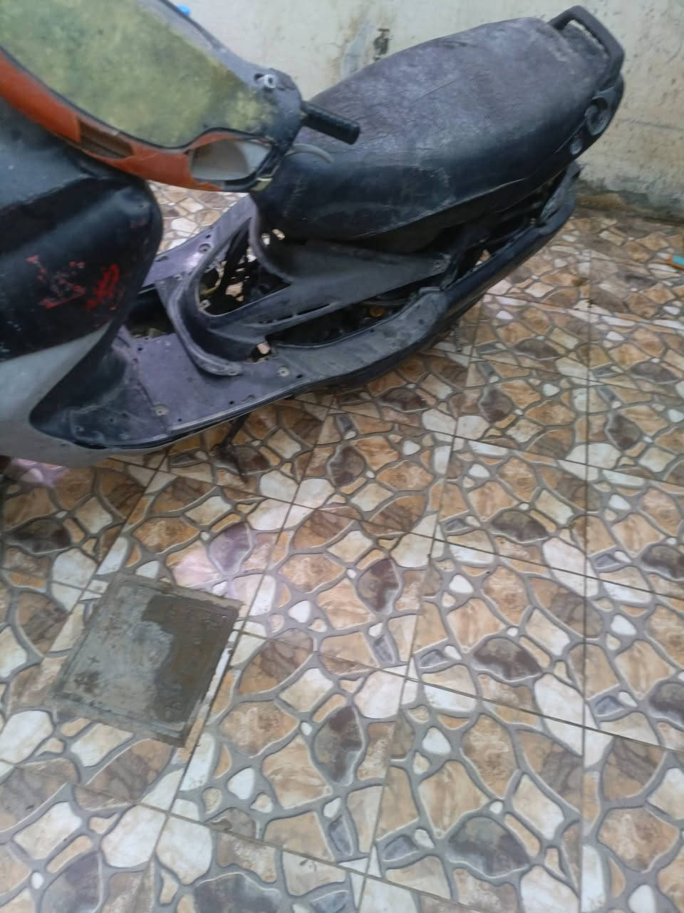 دراجه فظايي ابيع كوم حديد 60الف مكاني ديالى دور زراعه ***********
