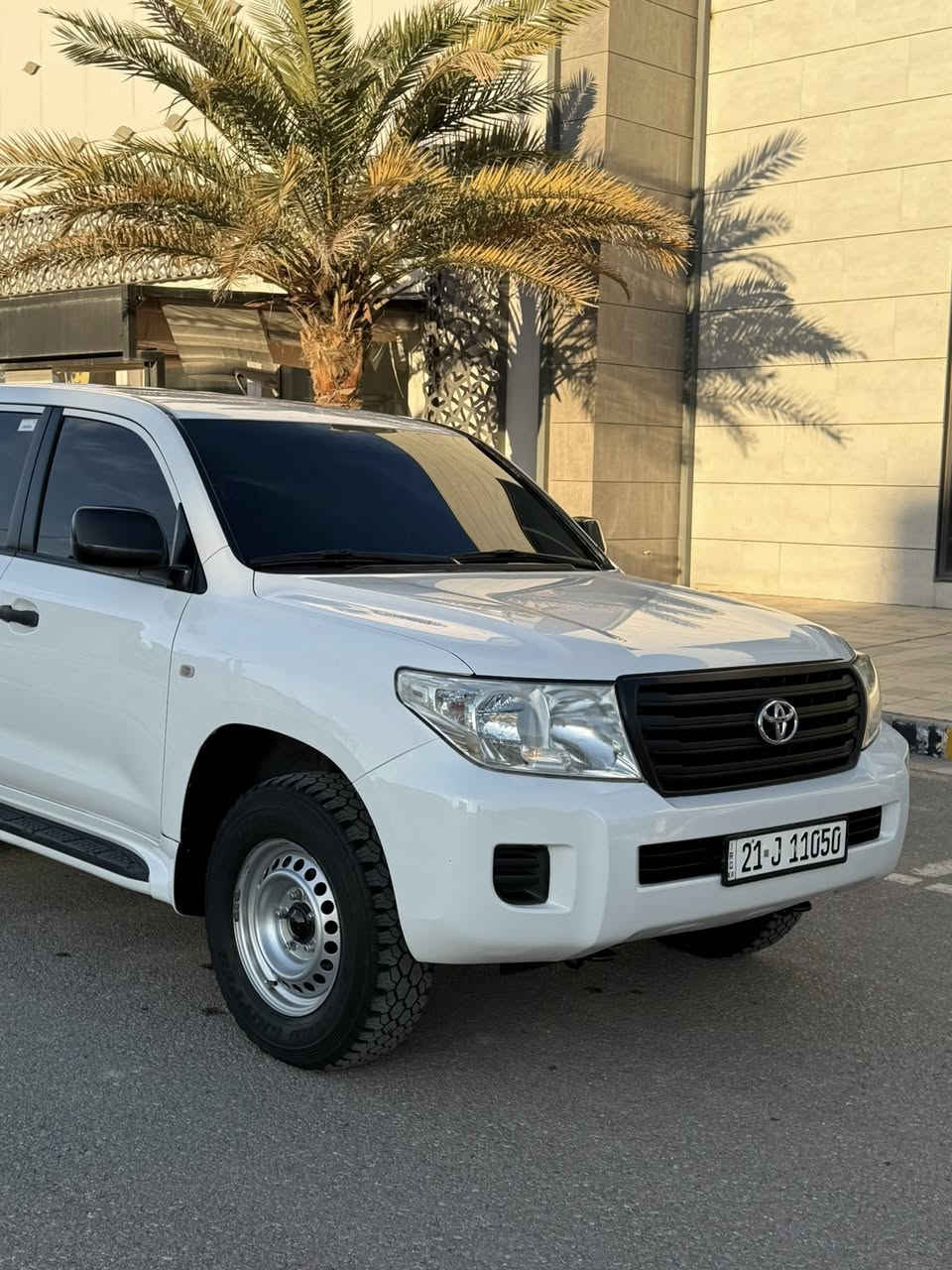 اللهم صلي على محمد وآل محمد 🧿
للبيع او مراوس حسب القناعه لاندكروز 2013
كير عادي ماشيه 178 الف 
سياره جديده بمعنى الكلمة مكفوله كفالة عامه من صبغ  وتبديل برغي ما مفتوح بسياره وسياره احلا من صور بوضع شركه  سياره عليه تضليل اصلي الماني بسنويه مضلل دافع رسوم تضليل
مكينه 6 سلندر  بانزين رقم سليمانيه دولي هزه وسنويه جديده تريد تحويل او وكاله بالخدمه سياره مابيه اي نقص وكله ع بلاد سيدي جنجر 6 اقراص
تخم تاير جديد دلوب تبريد ثلج حداديه جديده متصرف عليه دينار
سبير شركه بعده بالخطه مانازل جنايه يعرفون قيمتها شراي يتصل ويشلع عيوني 
مكاني نجف شارع روان 
للاستفسار اتصل ع رقم ***********☎️
