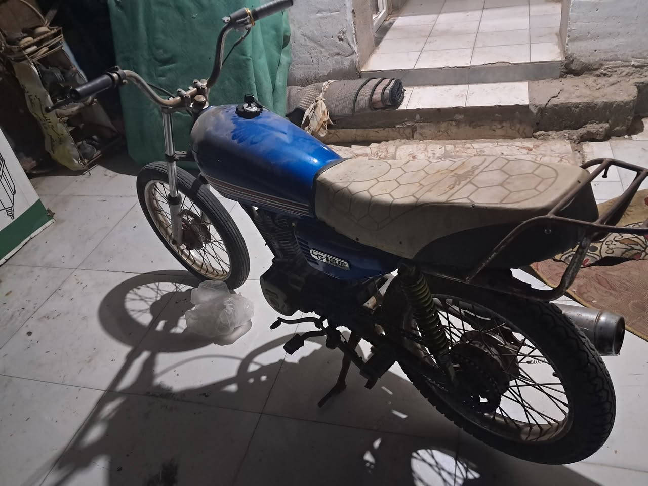 *********** رقمي بي وساب للبيع دراجه كلك بصره كرمت علي السعر ٣٠٠ بيه مجال
