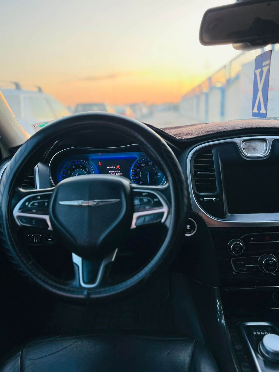 كلايسلر 2015/2017سياره خير من الله جاهزه 1/1

الف ما تصرف عليها حداده تخم تاير تبريد تدفئه 

سياره حادثه موجود بلمنشور بس الدعاميه لأماميه ولبنيد نفسه 

وبيها الجاملغ الخلفي كلير من امريكا بدون حادث ولا معجون

للاستفسار :***********

السعر:160 البصرة, العراق
