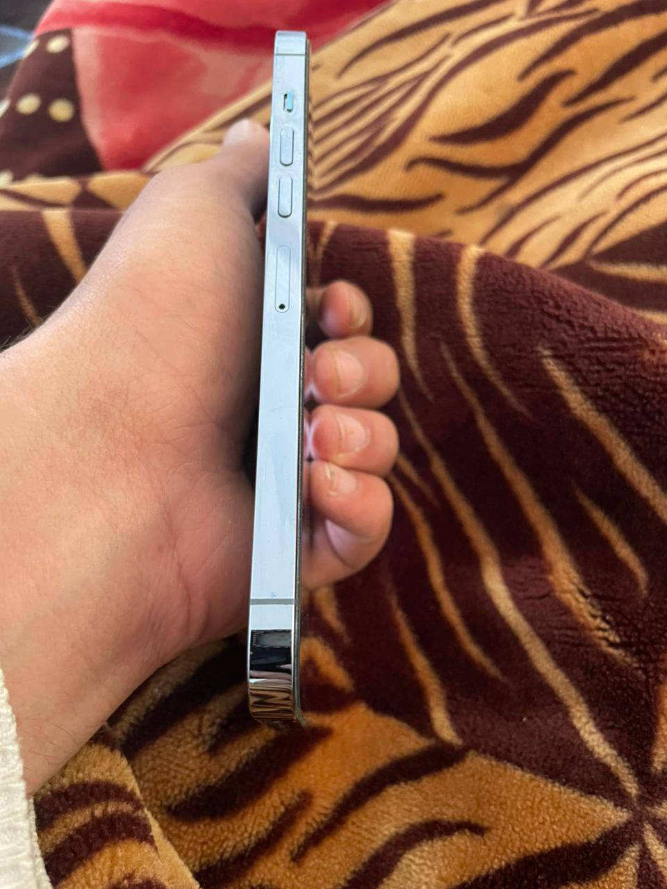 مراوس بلي 5 ١٣برو ماكس مادخل صينه بطاريته ٨٣


**إذا كنت صاحب هذا الإعلان وتريد حذفه لأي سبب، رجاءا أرسل رسالة إلى الدعم الفني**