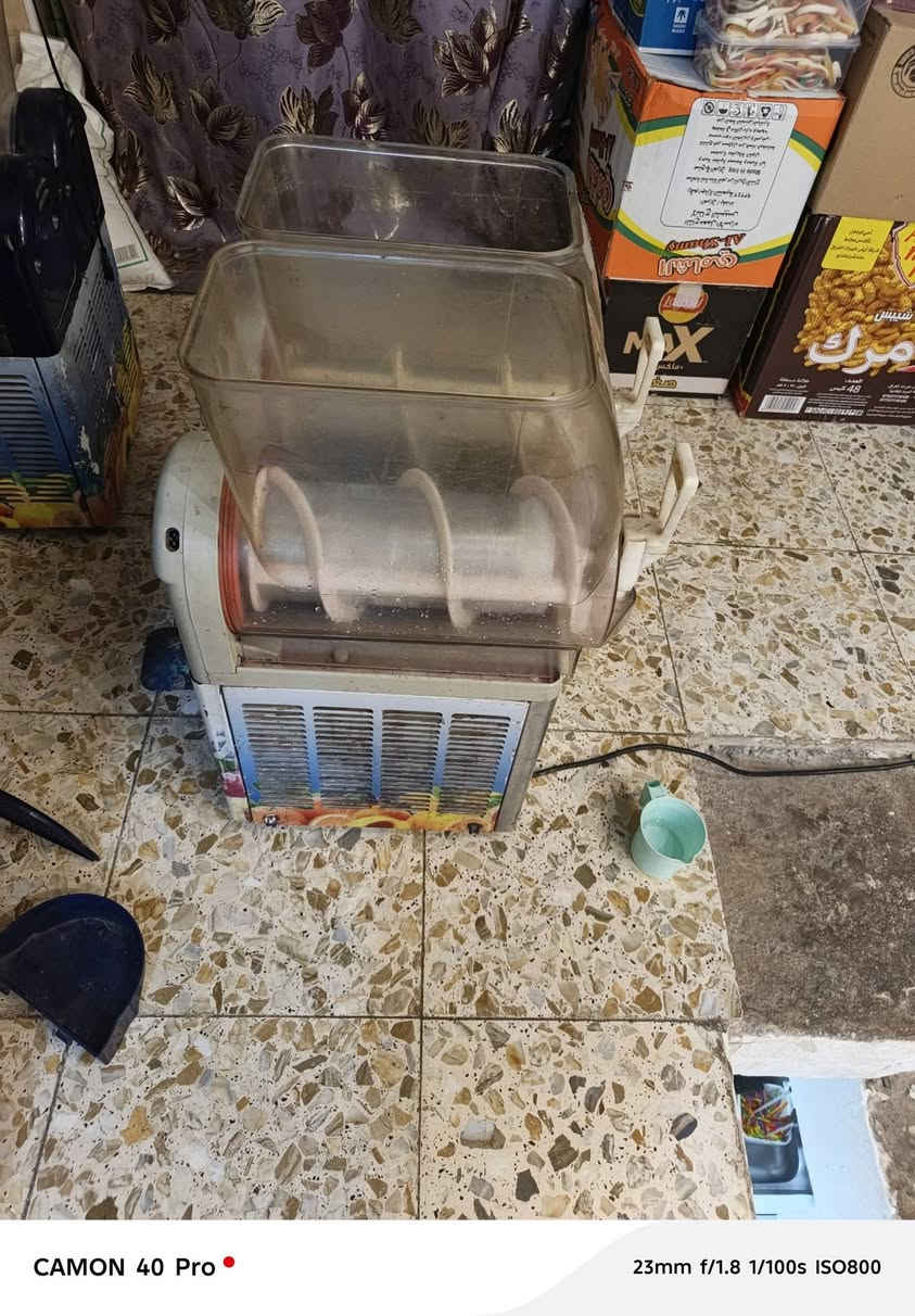 سلام عليكم مكاين ازبري ٣
شغالات على فحص سعر وحدة ٧٠٠
مكان بغداد شعلة 
رقم ***********
