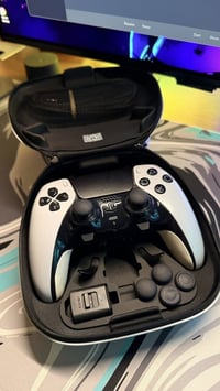 جويستك بلي 5 edge  نضيفه ب 125 الف جويستك بلي 5 اصلي 50 الف كيبل HDMI ...