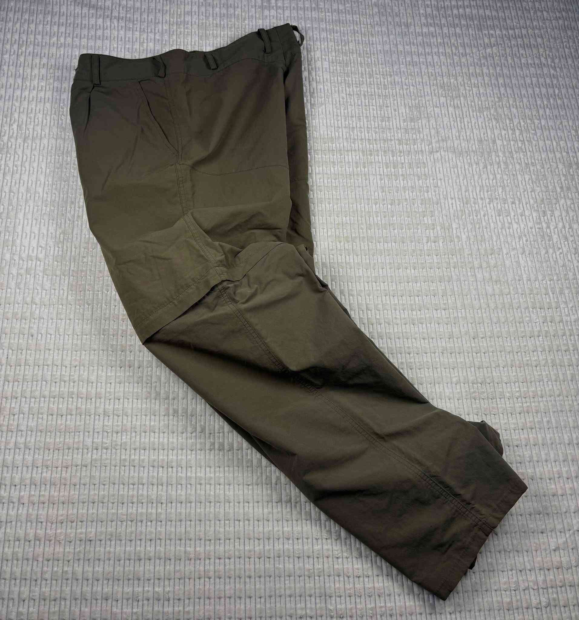 کۆماندۆ 
ڕێوی فیال ڕەیڤن 
Fjallraven 🇸🇪 🦊 
ئۆرجیناڵ خاوێنی %99 

سایزی 32
درێژی 105 سم 

توصيل كل محافظات 
قناة تلكرام

https://t.me/davarsstore


**إذا كنت صاحب هذا الإعلان وتريد حذفه لأي سبب، رجاءا أرسل رسالة إلى الدعم الفني**