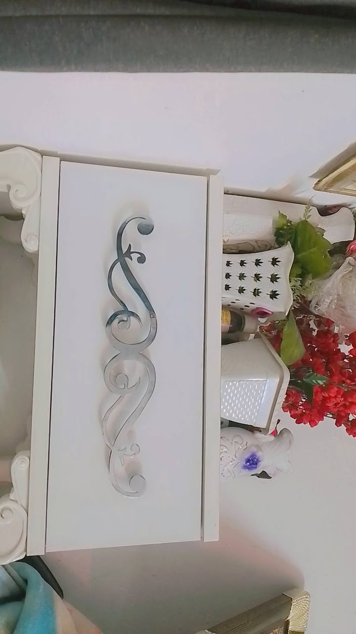غرفه تركيه 7قطع
السعر 650 وبيها مجال 

للاتصال ***********
