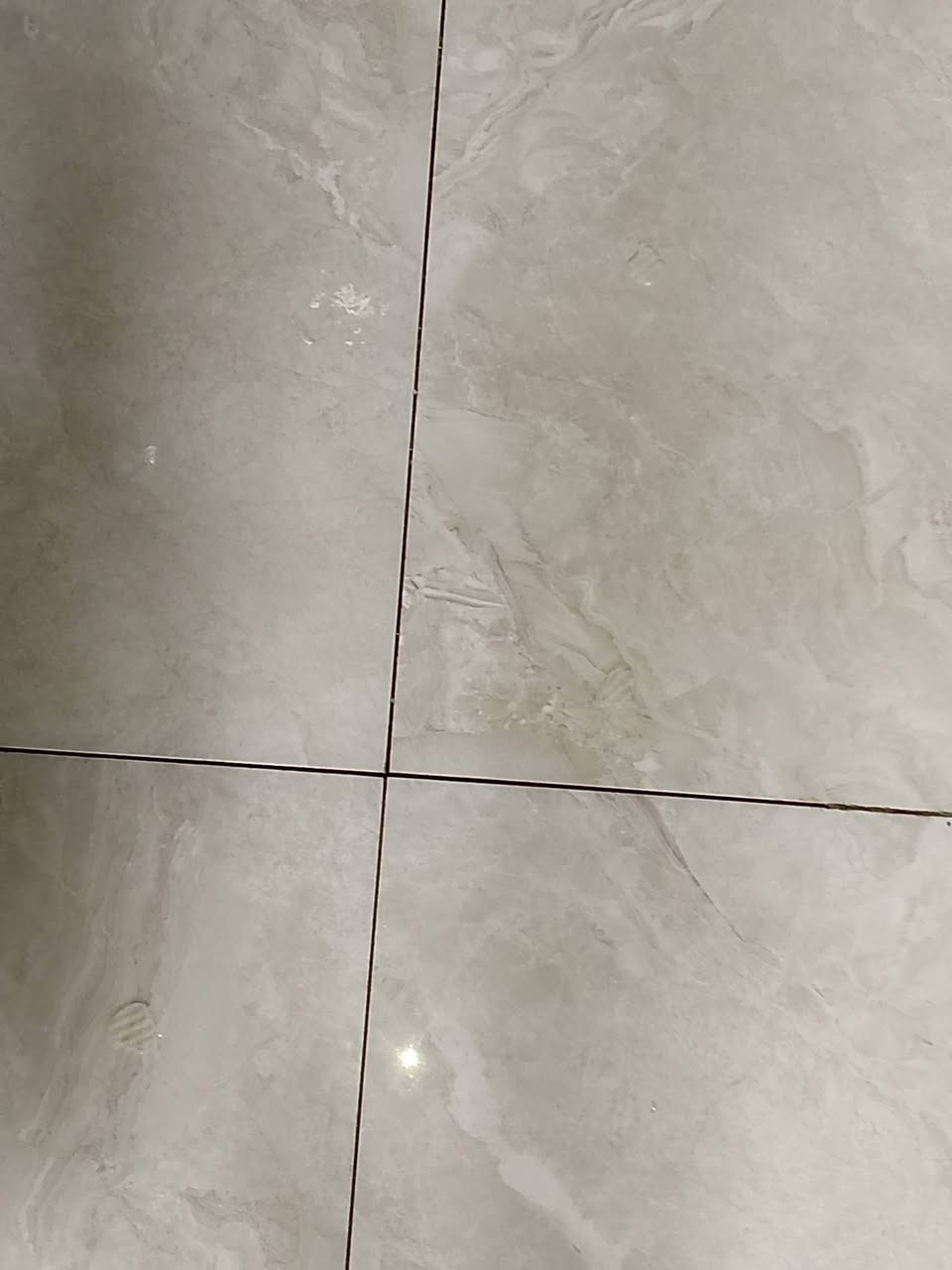 خلفة سيراميك متفرغ حاليآ ***********+ خلفة لبخ
