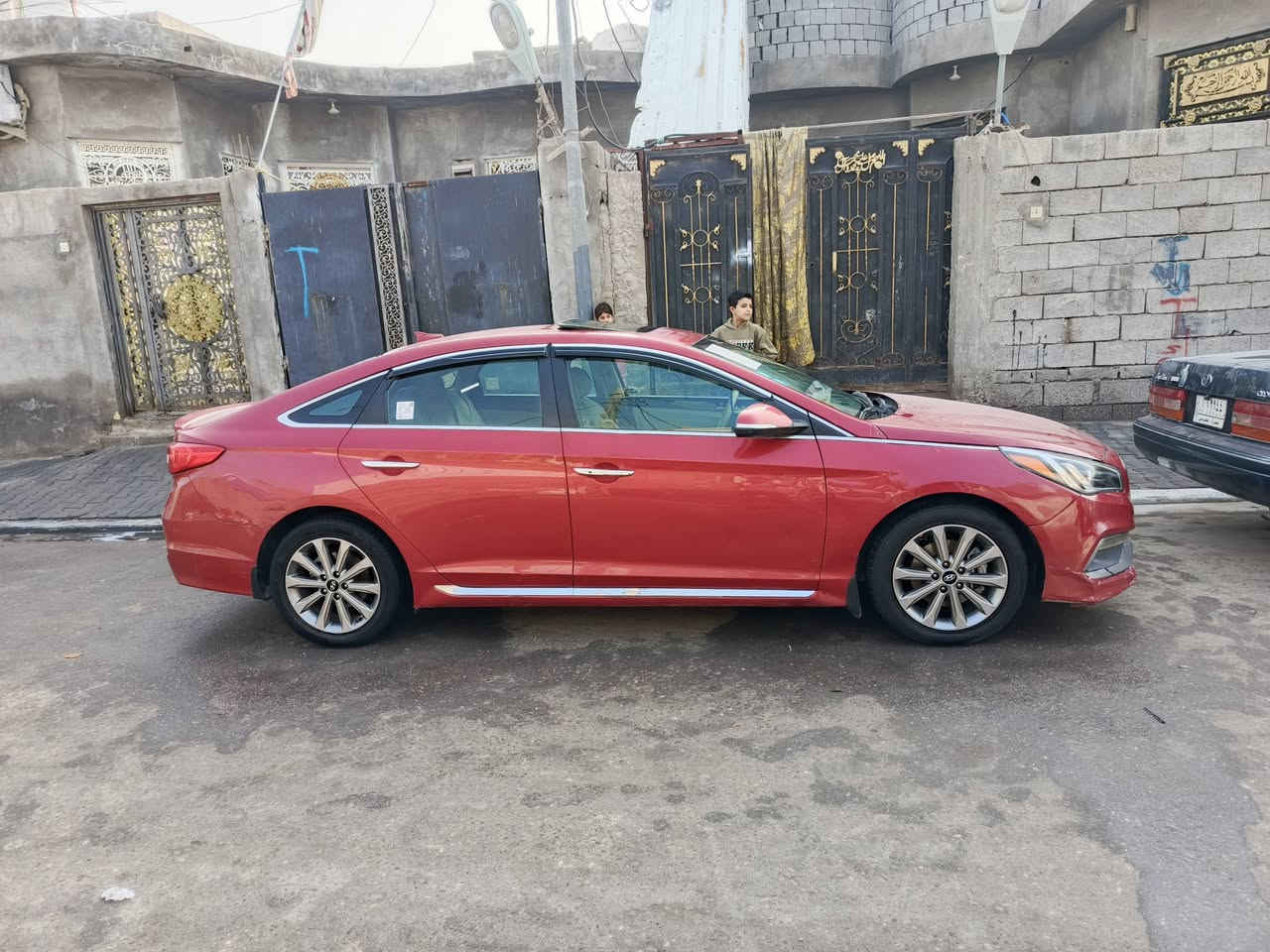 سلام عليكم سوناتا مديل 2017 فول لمتد مكينه 2400
مكان البصره سعر 115وبيه مجال حك جيه سنويه 2030بسمي تحويل مباشر ***********
