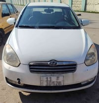 اكسنت ٢٠٠٩ كفاله صبغ حزام فقط بدون اي ضربه سياره بسمي تحويل مكان مدينه...