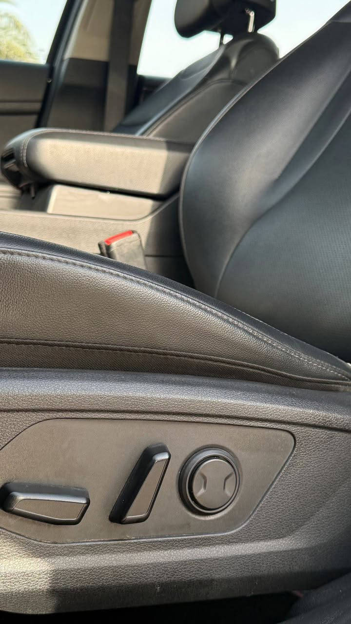 سلام عليكم اخوان كيا سبورتج موديل ٢٤ أمريكي بانزين موهايبرد حادث بنيد فقط بدون ايرباك ماشيه ١١ الف سياره جاهزه رقم اربيل انكليزي بسمي تحويل مباشر سعرها ١٨٨ مكان بغداد الكرخ اي استفسار اتصل على الرقم *********** ابو مصطفى
