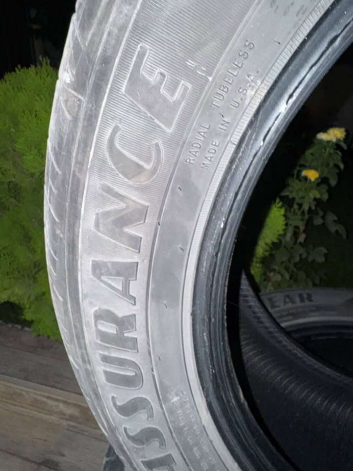 السلام عليكم
تخم تايرات للبيع قياس 255/50/20 نظيف ومكفول/ گوديير امريكي

***********

Goodyear امريكي انتاج 

2023
