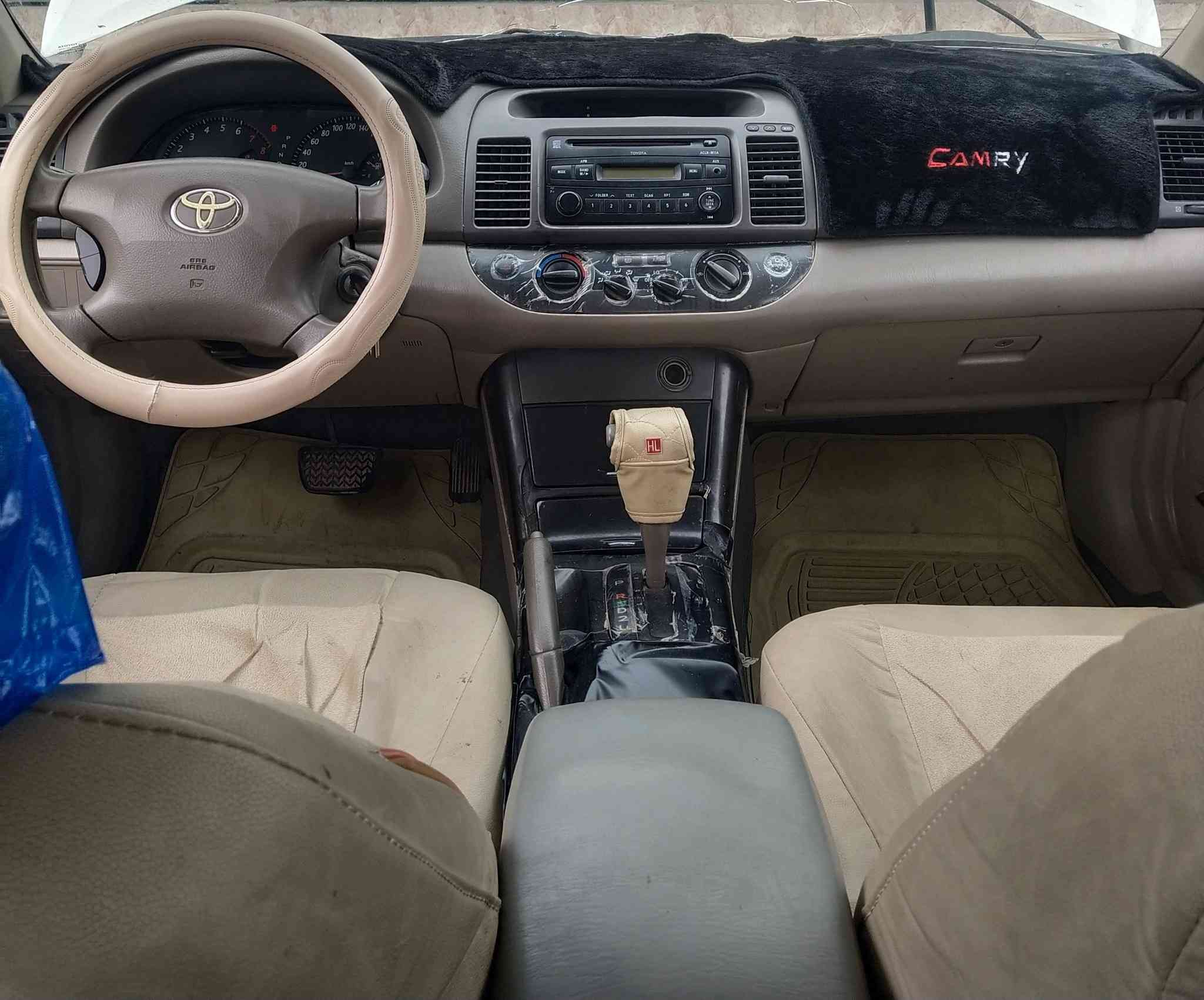 السلام عليكم
كامري 2005 خليجي محرك 6
السعر 100 وبيها مجال حگ الجيه
مكان السياره الضلوعيه
***********
