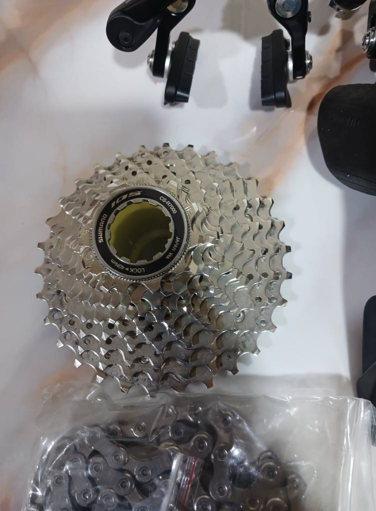 السلام عليكم كباتن متوفر سيت كروب شيمانو ماركة/105/7000/
السيت نقص فقط مجمع جديد غير مستخدم 
السعر المطلوب 400الف
العنوان البصره الجمهورية شارع المكاتب 
***********
***********
تحياتي للجميع أخوكم محمد المنصوري
