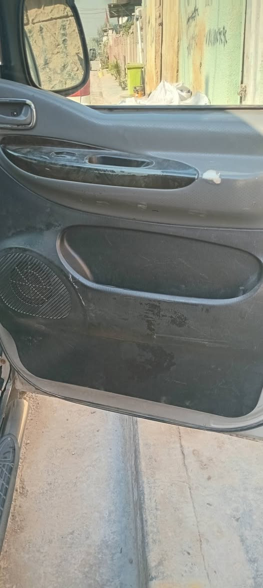 السلام عليكم ستاركس 2007 للبيع سيارة مكينه مسكر وكير اوتوماتيك والسيارة سياحي خير من الله تخم تاير جديد تدفئه وتبريد شغالة صدر أمامي وخلفي جديد مكاني بغداد السعر 87 وبيها مجال قليل
للاستفسار : ***********
