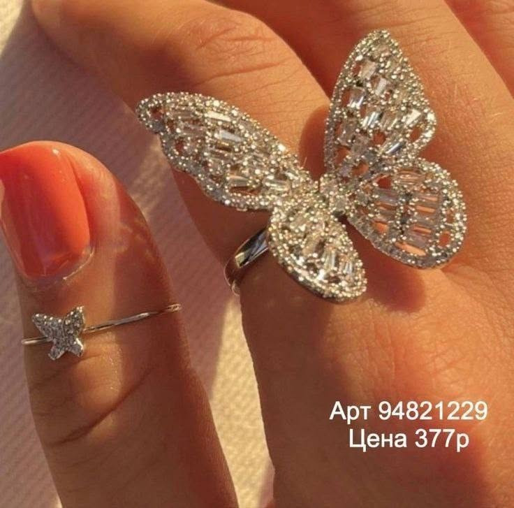 🦋 خاتم فراشة 🦋

خاتم الفراشة النازك ✅
موديل حديث 💕
✨مرصع بأحجار الزاركون
✨طلاء ثابت بجودة عالية
✨غير قابل للصدأ
✨يرهم على جميع القياسات 

السعر ٥ الاف 
🚘 يوجد خدمة توصيل لجميع محافظات العراق ٤ الاف 🚘


**إذا كنت صاحب هذا الإعلان وتريد حذفه لأي سبب، رجاءا أرسل رسالة إلى الدعم الفني**