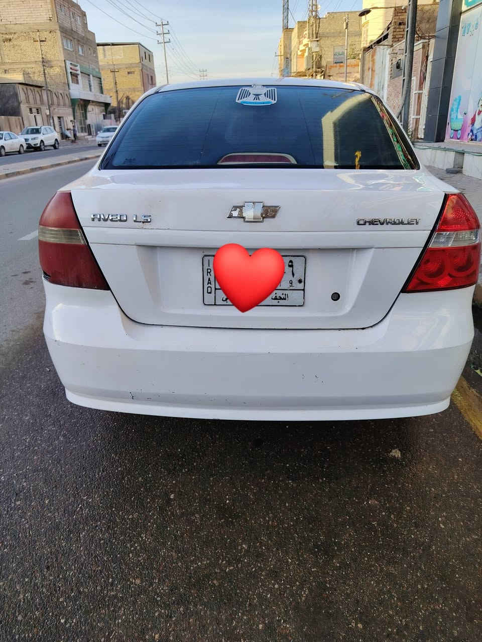 السلام عليكم سياره افيو مديل 2009اوتو بيها قطعه بالجاملغ والمكينه وگير خير من الله سياره نظيفه رقمها نجف وباسمي وجاهزه حداديه جديده سعر  65 وبيها مجال حك الجيه الشراي يتصل***********
