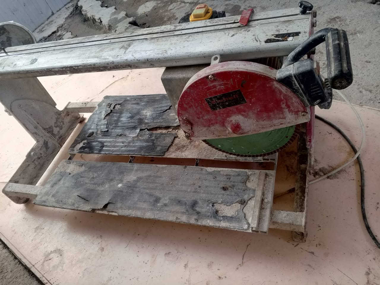 قاطعه مرمر للبيع رقم الهاتف ***********
