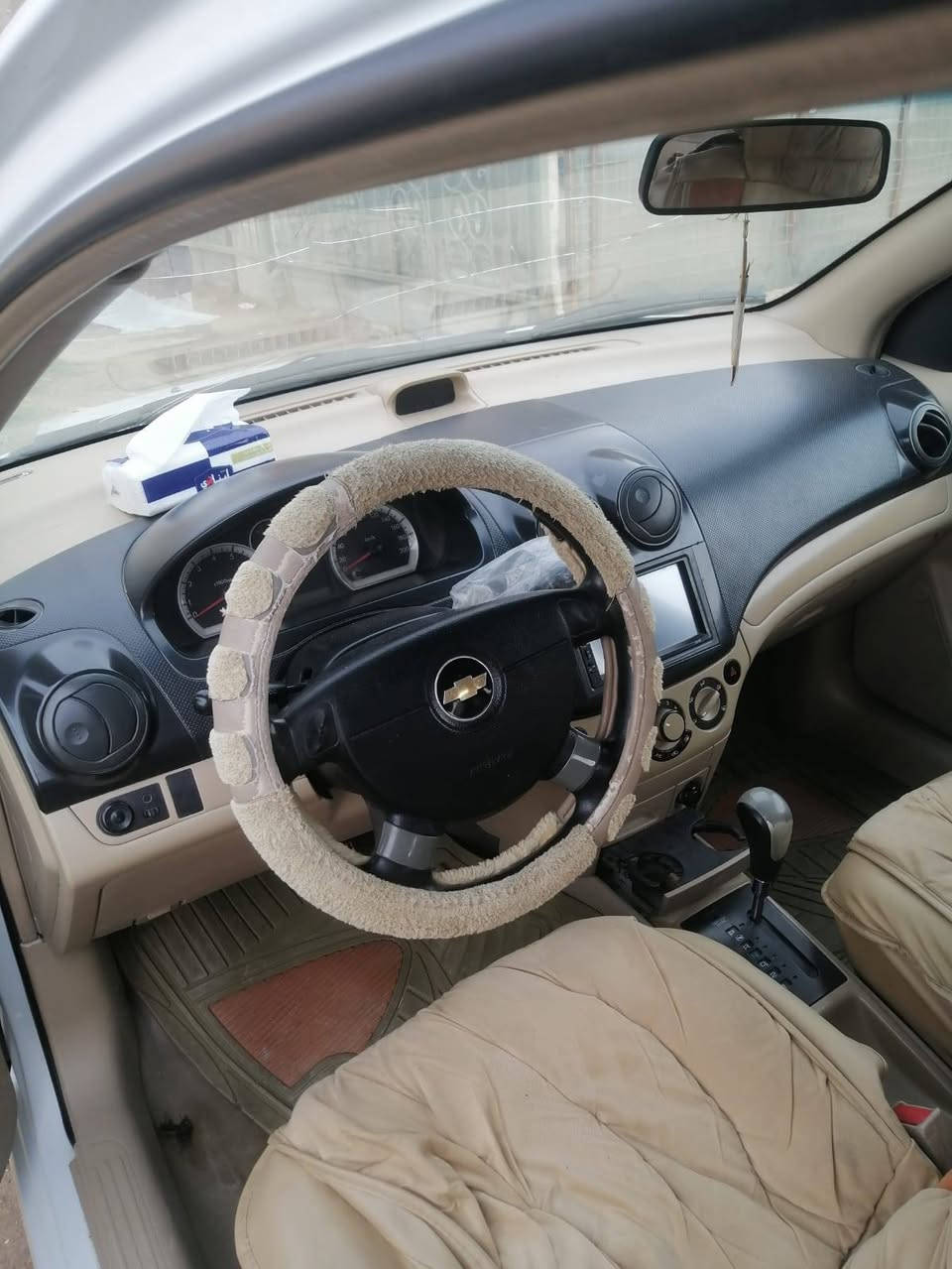 سلام عليكم
سياره افيو سياره جاهزه بي بس جملغ الامامي او الخلفي معجون شبر مو هواي سياره كله كفاله سياره مشروع وطني حداديه جديده او تخم تأيرات جداد تبريد شغال سياره مال جناي سعر 70 أو بيه مجال رقم الهاتف ***********
مكاني ناصريه
