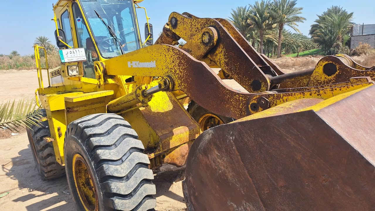 شفل موديل 96 حجم 70 داش 3 نظيف كلش نظيف ماكينه جير حداديه كله نظيف السعر 185 والاتصال على هذا الرقم 0 7 8 1 3 1 7 1 9 5 5
