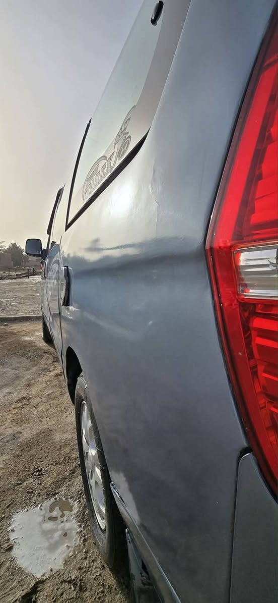 سلام عليكم ستارك مسكر اصل اوتوماتيك سياره مصبوغه عام
سنويه ال 28 سياره كامله مكينه خير من الله 
مكان القاسم البيع ***********
