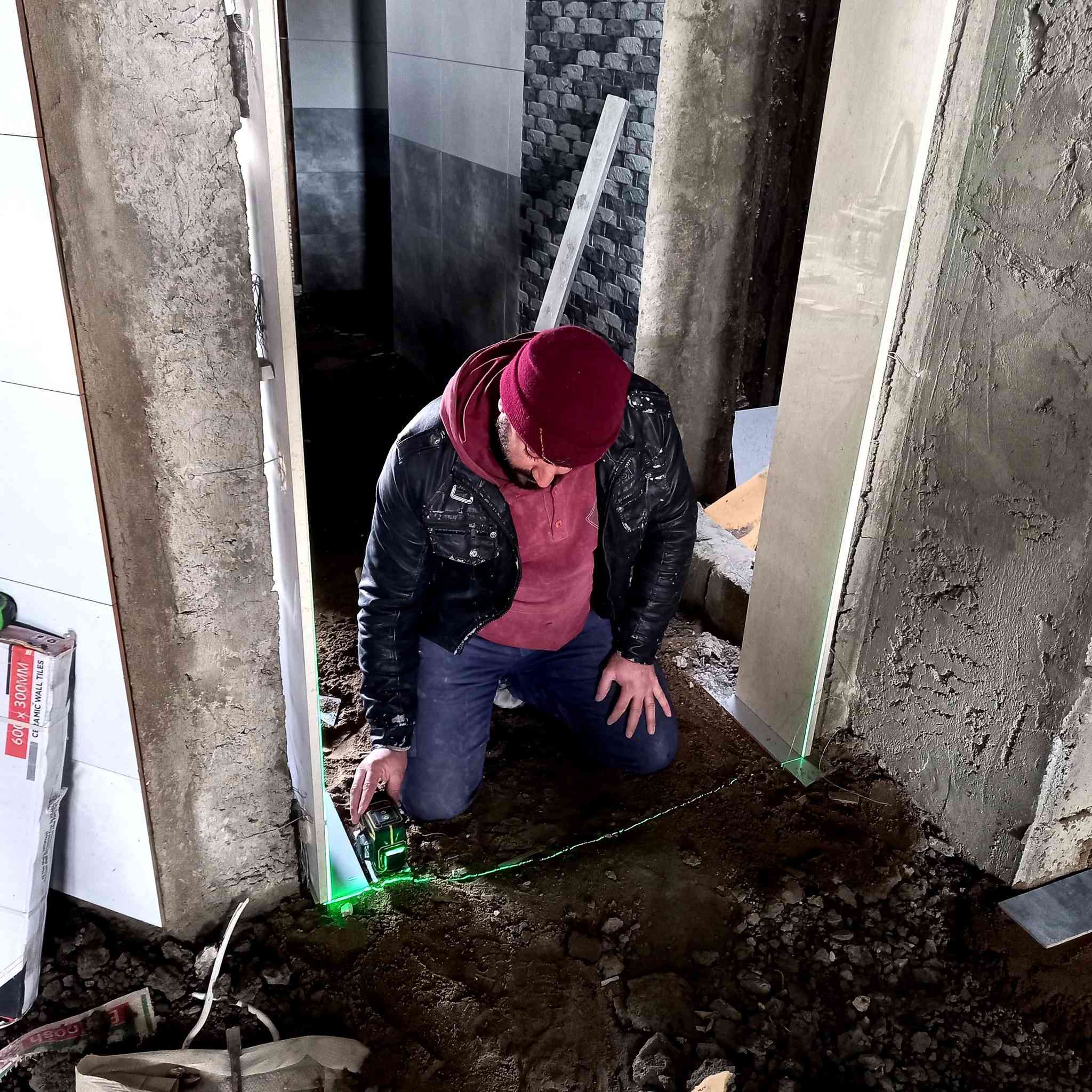 مستعدون لعمل سيراميك لكافه الديكورات والواجهات وكوبنات مرمر نافورات ارضيات كافه التواصل هاذا الرقم 
***********
 ***********
