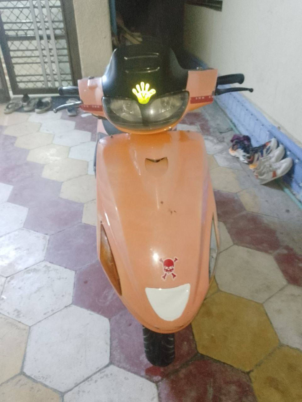 فراشه فحل للبيع  دراجه نضيفه فقط بانزين ودهن تصرف عليه شلعه ومعدل نكره سلف هندر شغال شلعه ومعدل كهربائيات اشاير هورن كفراته نضيفه الدراجه مرتبه المكينه بلاديه مكاني ديوانيه السعر 450 وبيه مجال بسيط حك الجيه واذا تريد مراوس او اطي فرق دز شعدك الرقم واتساب ***********
