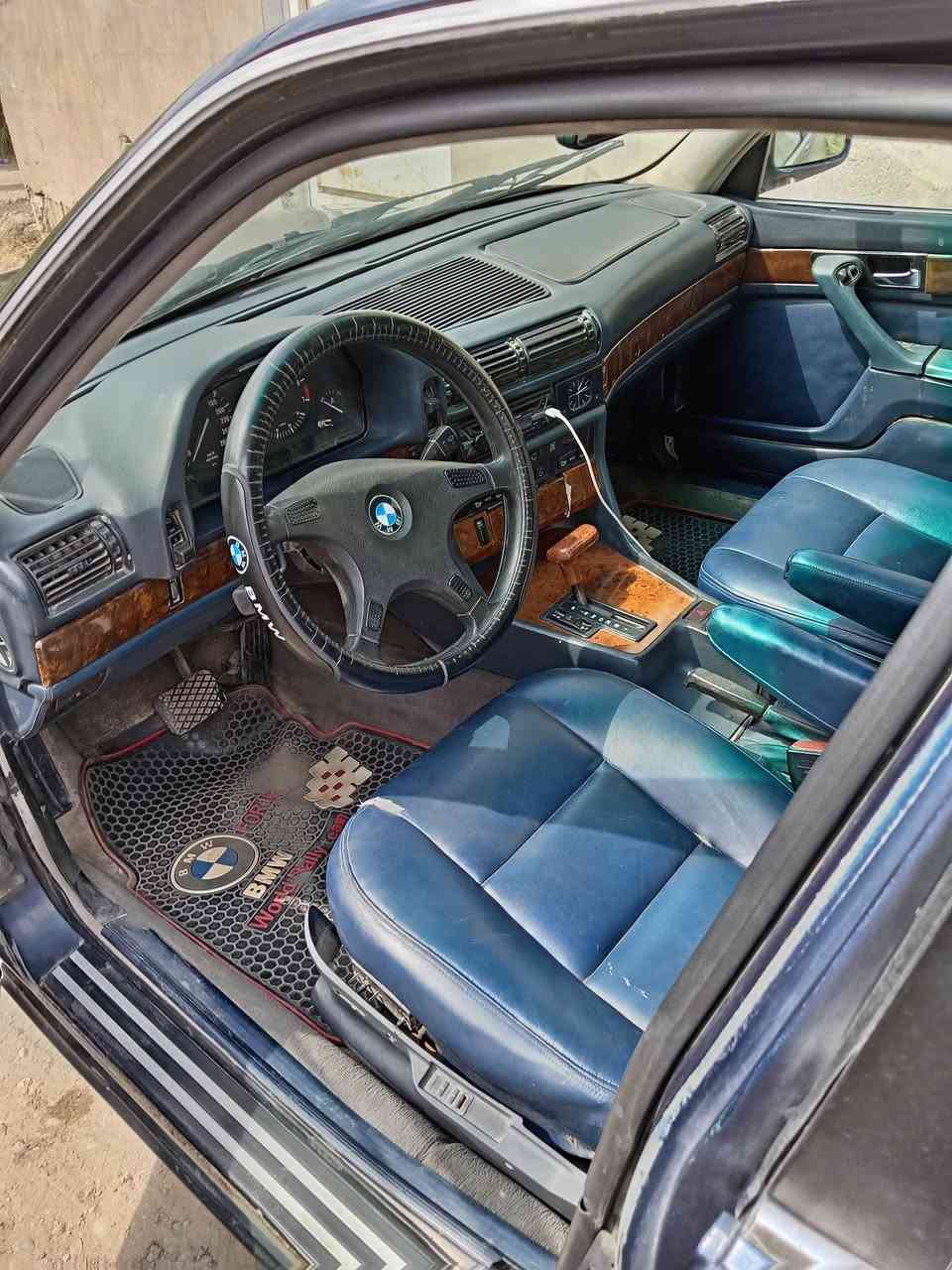 ابي ام 730 مديل 1992 فول مواصفات سلايت طكتين دبل ايرباك دبل جكمجه برده خلفيه بلاد مانع انزلاق كشنات كهربائي جلد تبريد مكينه وكير نضاف مكينه 6 سلندر مفتوح رقم بابل مشروع وطني  السعر 45 مكان سيار ديالى بعقوبة اتصل على الرقم ***********
