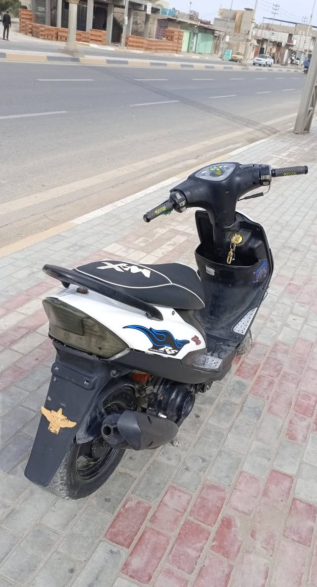 الدراجه للبيع
دراجه ماكس عدله 
موديل (2008) نضيفه 
كهربائيات شغاله كلشي بيه شغاله گلوب امامي زنون
تاير الخلفي جديد بنز بريك واير هم جديد
السعر 550 وبيها مجال قليل

///ملاحظة الدراجه مفتوحه مره وحده مزوده 55 وسلف 55

المكان كربلاء المقدسة
الرقم / ***********  /  او مراسله
السعر عاجبك اهلاً واسهلاً ماعجبك اعبر المنشور
ماتشتري لاتدخل خاص ولاتعبني
