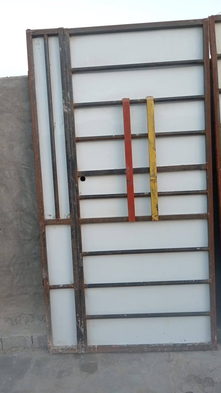 سلام عليكم باب طلاكه وربع العدد 2
بدون جرجوبه سعرهن 125 الله شاهد نضاف كلش
ذي قار شطره يم جسر السليمان ***********
