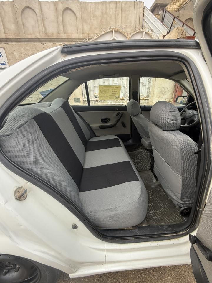 السلام عليكم سمند ٢٠١١ بيها بنيد طاير وباردات بسيطة باسمي رقم واسط  دولي مكانها واسط مركز المدينة السعر٣٨ بيها مجال 
 ***********
