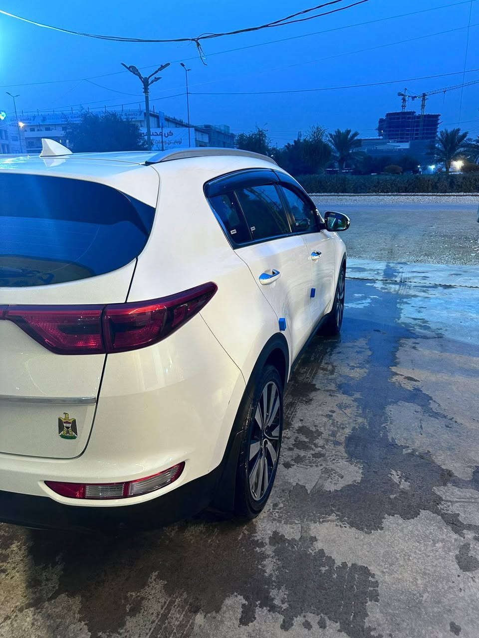 سلام عليكم سبورتج خليجي للبيع سياره مال بيت ونظيفه جدا جدا وسياره مكفوله من اي ظرر من الدعاميه للدعاميه كله شركه محرك كير صدر تبريد سياره متعوب عليه من دوشمه جلد وارظيه والصور تحكم فول ما عدى بانوراما موجود بغداد الدوره رقم *********** سعره 185
