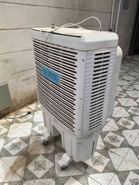 للبيع نضيفه كلشي بعدها 07712262422