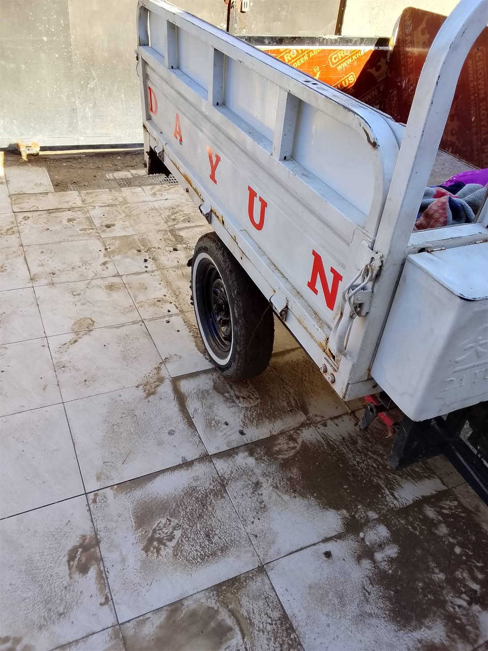 سلام عليكم ستوته شاصي 16 بدي 20 تعميرته 26 نضيفه شوفت عينك اوراق اصولي شاصي لافطر ولالحيم مكينه وكير بجيس تواير جدد باتري مضخم امبيثري كهربائيات شغاله سلف سعرهه 1650 وبيه مجال لشراي مكاني ناصريه مركز. التصال ‏‪***********‬‏
