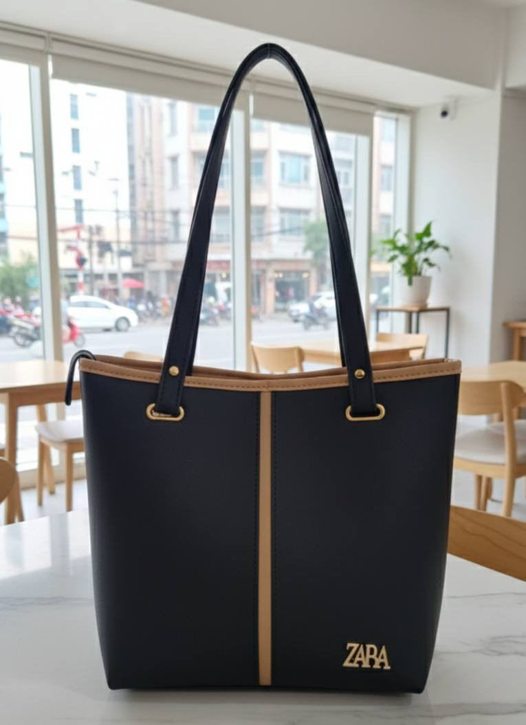 يتوفر لدينا أنواع الحقائب النسائية ( جلد تركي )
 بكافة الألوان وجميع الموديلات ويكون لدينا 
جملة و مفرد .. سعر المفرد القطعة 10 آلاف
 ويوجد لدينا توصيل لكافة محافظات العراق
لطلب الجملة الاتصال عبر الهواتف 
*********** 
***********
