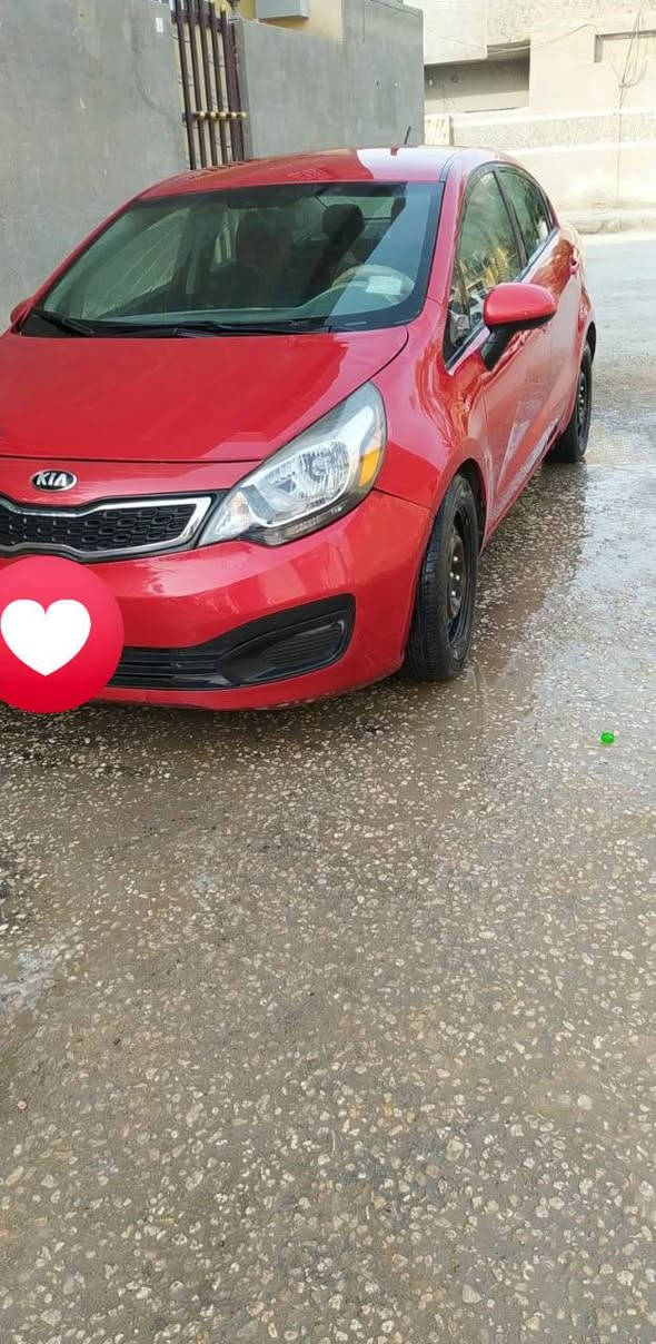 السلام عليكم ريو 2015 سياره نضيفه وارد امريكي بسمي مكاني حله مكينه 1600 جي دي جديده مال كصه مبدله قبل سنه تبريد ثلج كير مكفول بيها قطعتين باب وجاملع
سياره مابيه نقص. السعر 93 بيه مجال بسيط وتساب ماسنجر ***********
