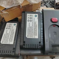 بطاريات مكانس • ٣ قطع • توصيل