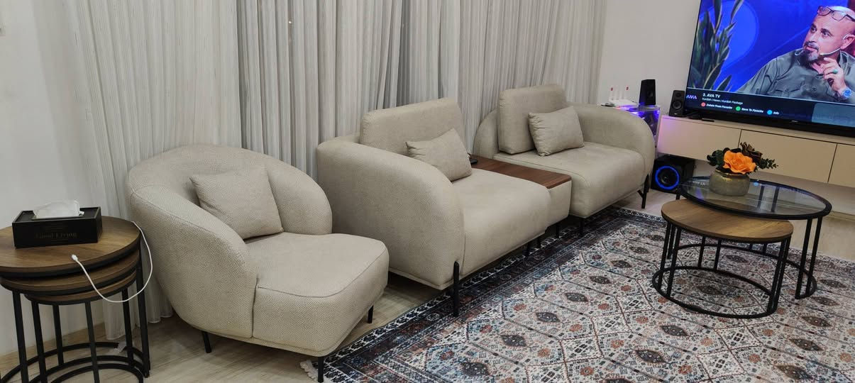 تاقمی میوان کەم بکارهاتوو وەکو تازە وایە  شتێکی تا بڵی جوانە مۆدیل و شکڵی تورکیە. ئێرانیە ئیسفجو تەختە و قاچی دەرەجە یەکە زۆۆر بێعەیبە  تەپڵەک و مێزی ناوەڕاستی لەگەڵە ٦ گەڵا سلێمانی السليمانية, العراق


**إذا كنت صاحب هذا الإعلان وتريد حذفه لأي سبب، رجاءا أرسل رسالة إلى الدعم الفني**