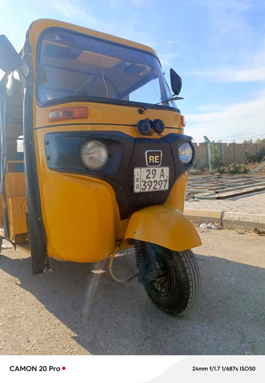 السلام عليكم تكتك للبيع ١٩ شهر ٩ رقم سنويه واسط معمره مصبوغه عام كوت انوار الصدر مكلف بالنشر هذا  صاحبه *********** لعد يراسل خاص مارد
