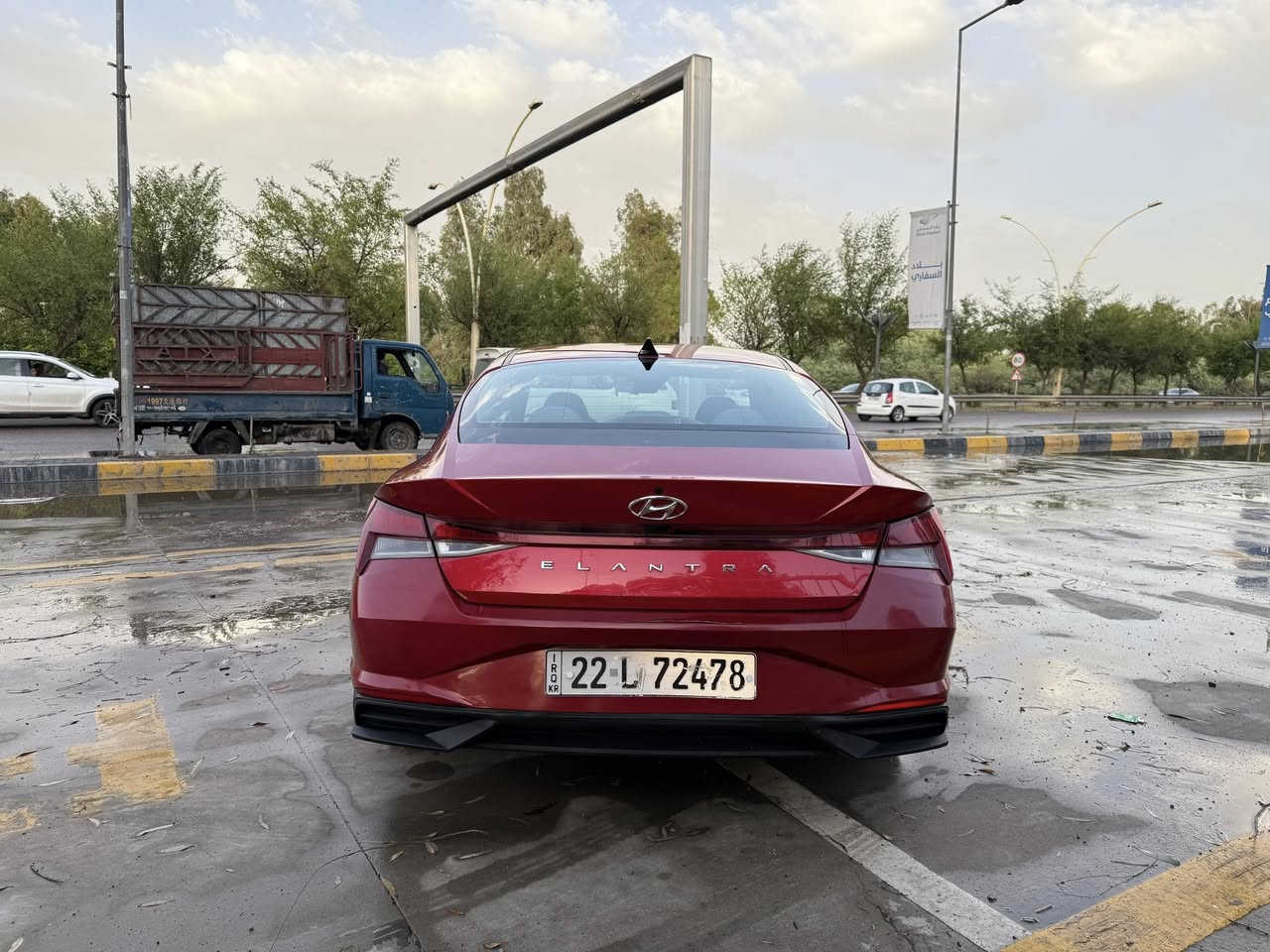 هيونداي النترا 2021 SEL
وارد امريكي

مواصفات نص فول 
بصمة
رادار امامي
رادار خلفي
تشغيل عن بعد
تحديد مسار
المكينة 2000 دوش 
السيارة رقم اربيل مكاني موصل وباسمي

السيارة حيل نظيفة ومابيها اي صرف ادامة كامل 100% من تايرات وباتري وفيت بم وبريكات

الضرر جاملغ وباب خلفي مبدل بلادي وجاملغ امامي كلير اير باك سليم ضررها كلش بسيط  
السيارة ماشية 69,000 ميل
السعر 152 وبيها مجال 
***********
