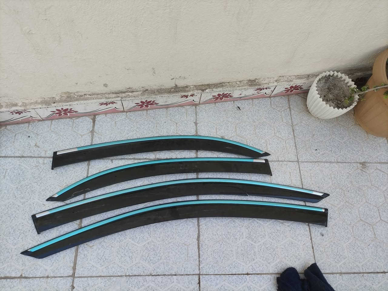 السلام عليكم غراض افيو للبيع مكان حله بكرلي للاستفسار على رقم ***********بك لا يتات وماصدات وشمسيات
