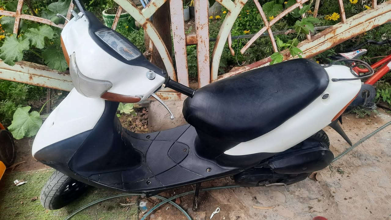 ساسوكي للبيع او مراس حسب القناعه
مكينه ناعمه خرسه دراجه كله اصلي بيه ماعده السلف مابيه باتري مبددل بستم  فقط شلعه ومعدل تخبل متواجد خاص


**إذا كنت صاحب هذا الإعلان وتريد حذفه لأي سبب، رجاءا أرسل رسالة إلى الدعم الفني**