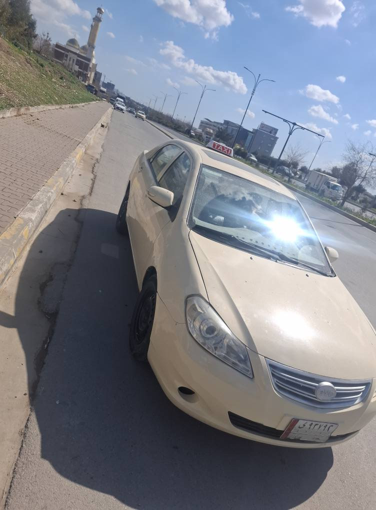 بۆ فرۆشتن: بیوایدی ٢٠١٣ تەکسی
​مەکینە: کرۆلا (مەزبوت)
​سەنەوی: عەسلی و نوێیە.
: بێ دەعم و لێدراو، هەموو گیانی بە شەرت.
​نرخ: ٣٠ وەرەقە و کەمێک مەعامەلە.
​ناونیشان: سلێمانی.
​ژمارەی مۆبایل: [***********] السليمانية, العراق
