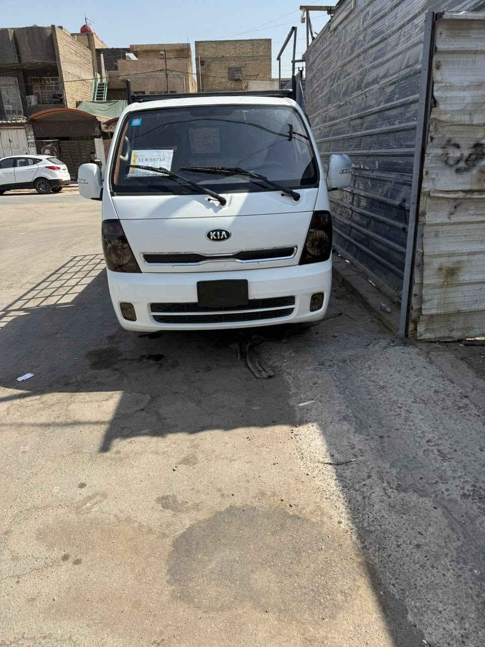 السلام عليكم عدي كيه موديل 2018 سياره جديده مكفوله كفاله عامه من كير كسن شاصي مكفولات سياره جديده رقم بغداد نكليزي سياره جديد عل سونار  بس ريد تحويل مباشر  مكاني بغداد جديد سعر 118 وبيه مجال لاستفسار  ***********

